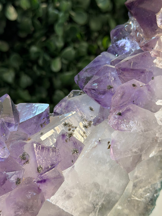 XL amethyst portal on stand